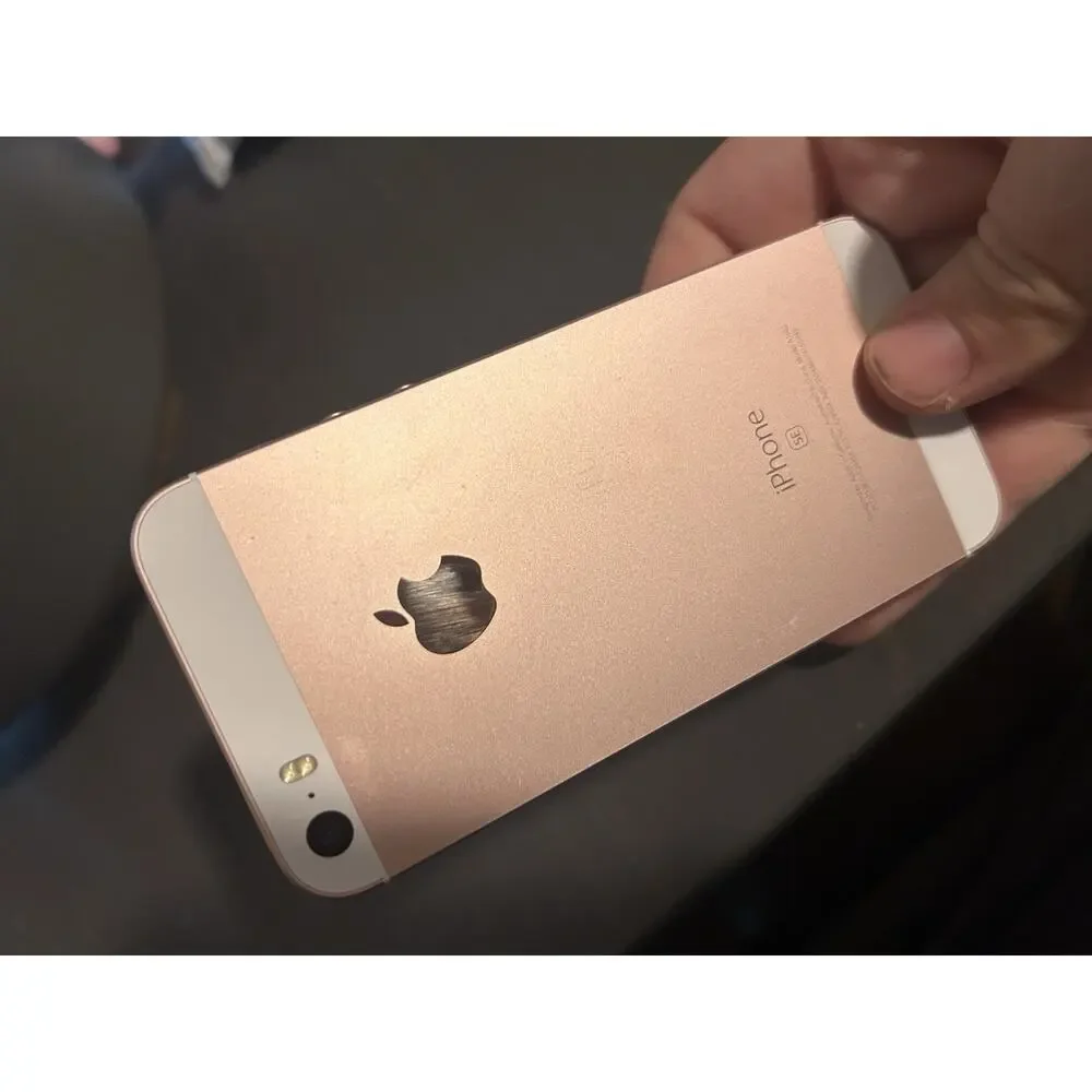 Apple iPhone SE 1st Gen 16GB Rose Gold Verizon Locked Cracked Screen Battery 92%